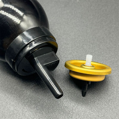 Ультра-тихая насадка-дозатор мусса для волос с кликом для незаметного использования в общих помещениях с шумопоглощающей конструкцией