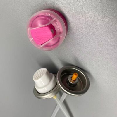 Аэрозольный клапан освежителя воздуха с равномерным распределением струи для устранения запаха